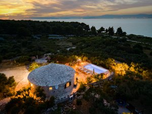 Island Getaway Heritage House